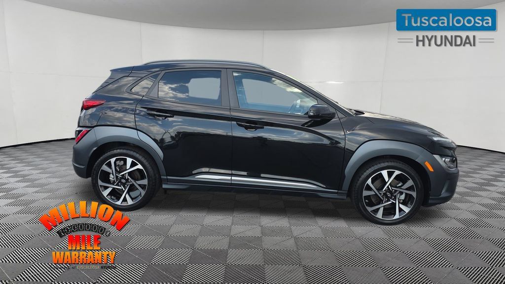Used 2023 Hyundai Kona Limited FWD image 9