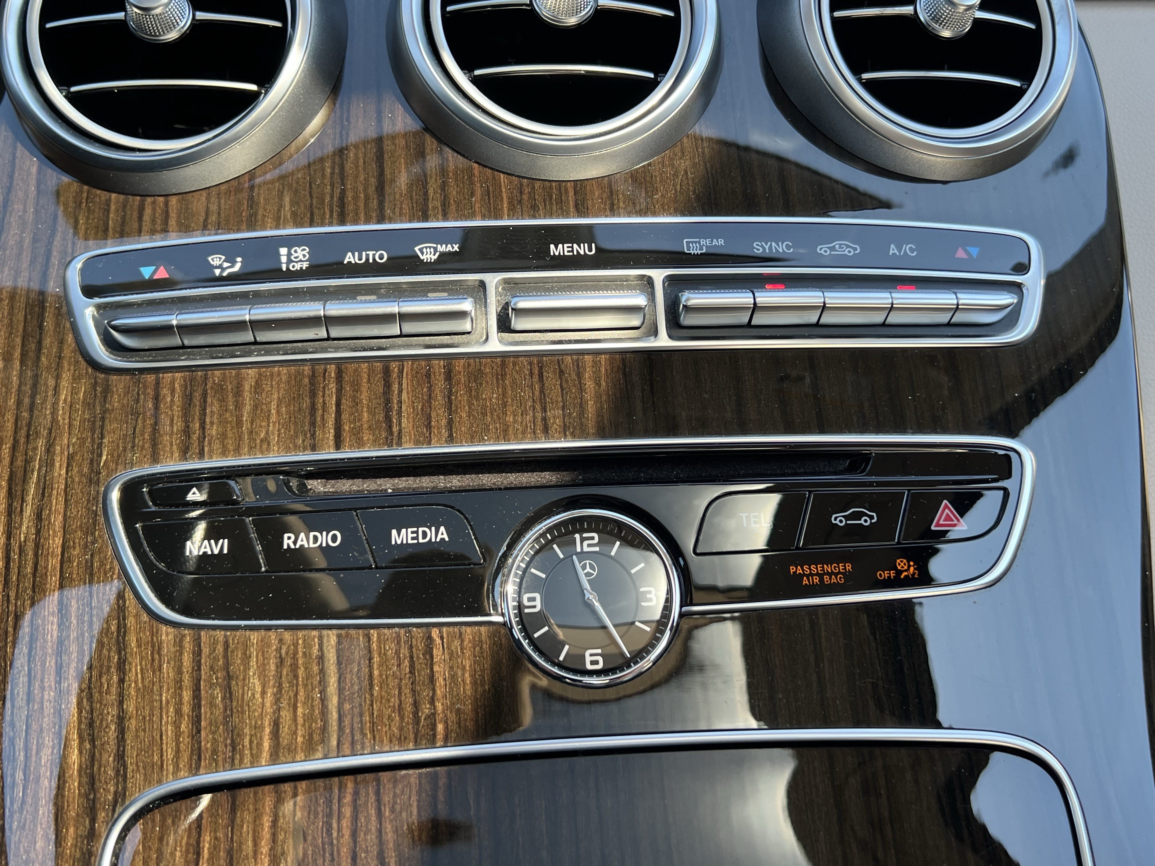 Used 2017 Mercedes-Benz C 300 4MATIC Sedan image 30