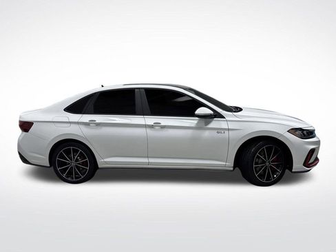 Used 2025 Volkswagen Jetta GLI Autobahn image 2