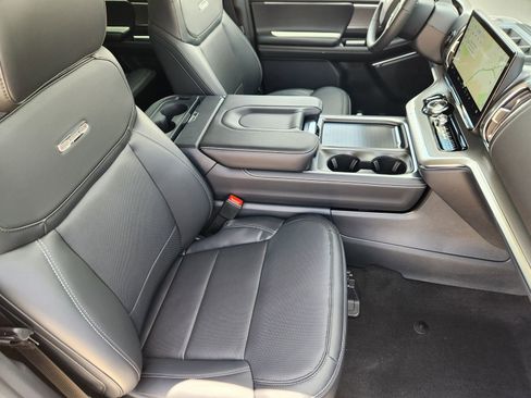New 2026 Ford Expedition Max Platinum w/ Driver's Package AWD/4WD image 14