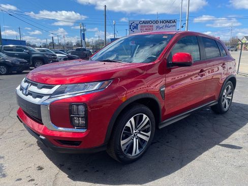 Used 2025 Mitsubishi Outlander Sport ES AWD/4WD image 7