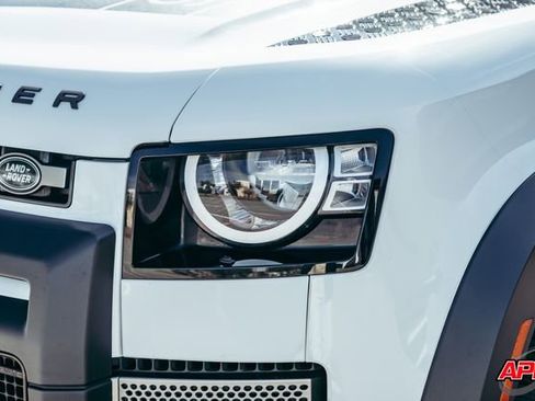 Used 2022 Land Rover Defender 90 X-Dynamic S image 44