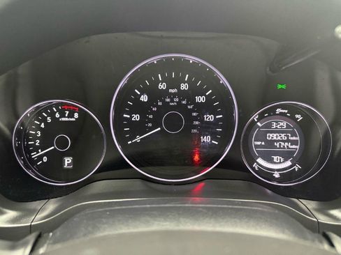 Used 2019 Honda HR-V LX image 14