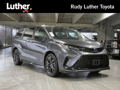 Used 2025 Toyota Sienna XSE