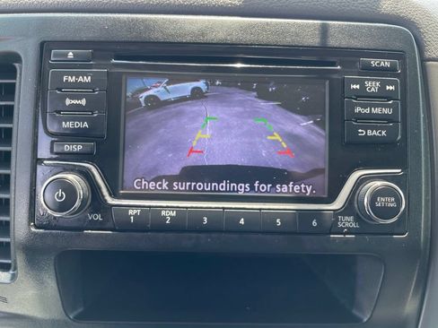 Used 2018 Nissan NV 2500 SV RWD image 11