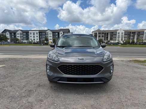 Used 2021 Ford Escape SEL w/ Technology Package FWD image 2