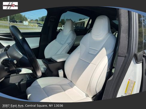 Used 2016 Tesla Model X 90D AWD/4WD image 12