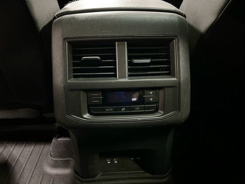 Used 2022 Volkswagen Atlas SEL image 26