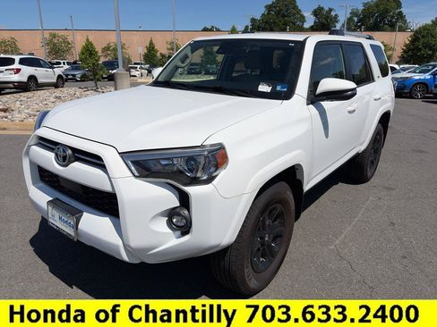 Used 2023 Toyota 4Runner SR5 Premium w/ Moonroof Package AWD/4WD image 3