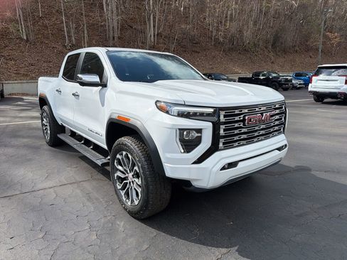 Used 2026 GMC Canyon Denali image 5