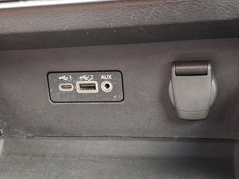 Used 2024 Nissan Altima 2.5 SV FWD image 22