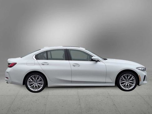 Used 2024 BMW 330i xDrive Sedan w/ Convenience Package image 9