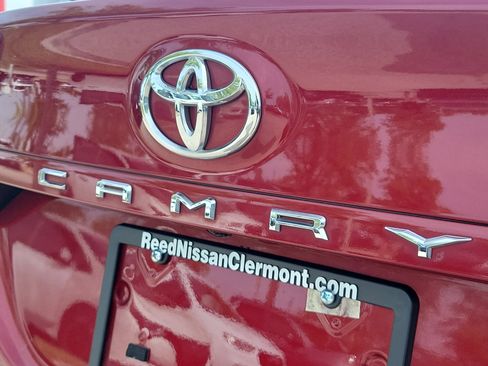 Used 2022 Toyota Camry LE FWD image 11