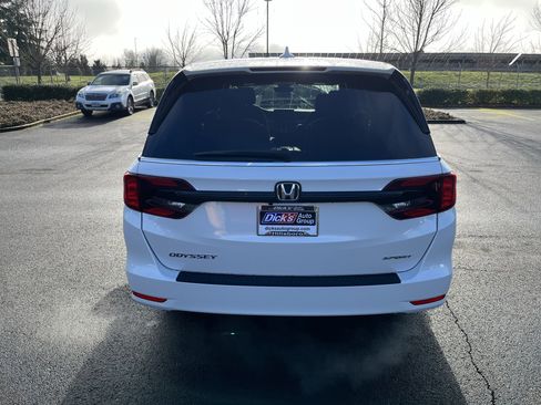 Certified 2023 Honda Odyssey Sport image 7