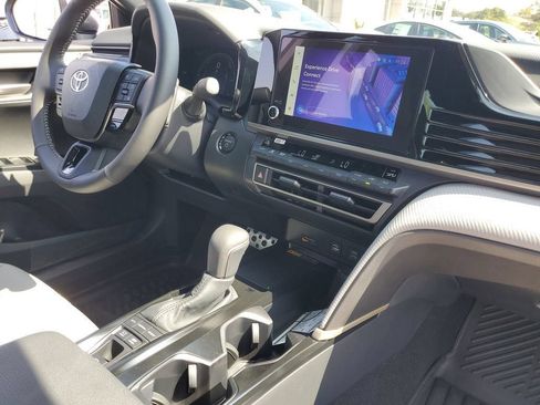 New 2026 Toyota Camry SE w/ Convenience Package FWD image 33