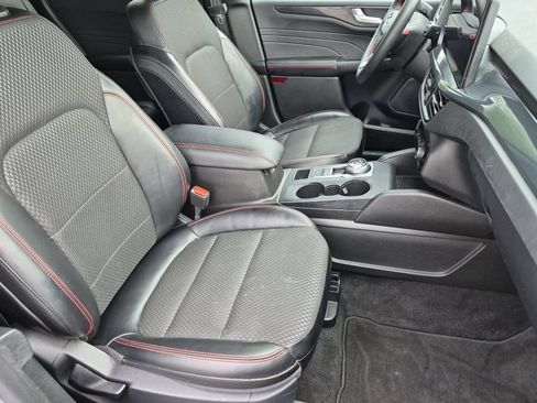 Used 2024 Ford Escape ST-Line w/ Tech Pack #1 AWD/4WD image 20