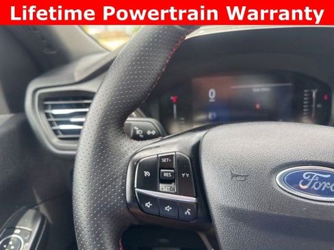 Used 2024 Ford Escape ST-Line image 12