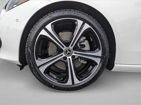 Certified 2025 Mercedes-Benz C 300 Sedan image 9