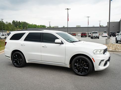 Used 2021 Dodge Durango SXT RWD image 12