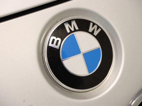 Used 2018 BMW 430i Convertible RWD image 25