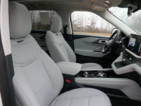 New 2026 Ford Explorer Platinum w/ LUX Leather Package image 8