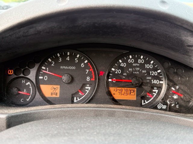 Used 2010 Nissan Xterra Off-Road AWD/4WD image 18