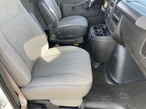 New 2025 GMC Savana 2500 Extended w/ Driver Convenience Package image 27