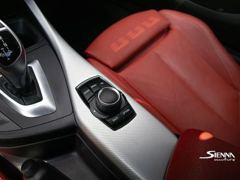 Used 2015 BMW M235i Coupe image 32