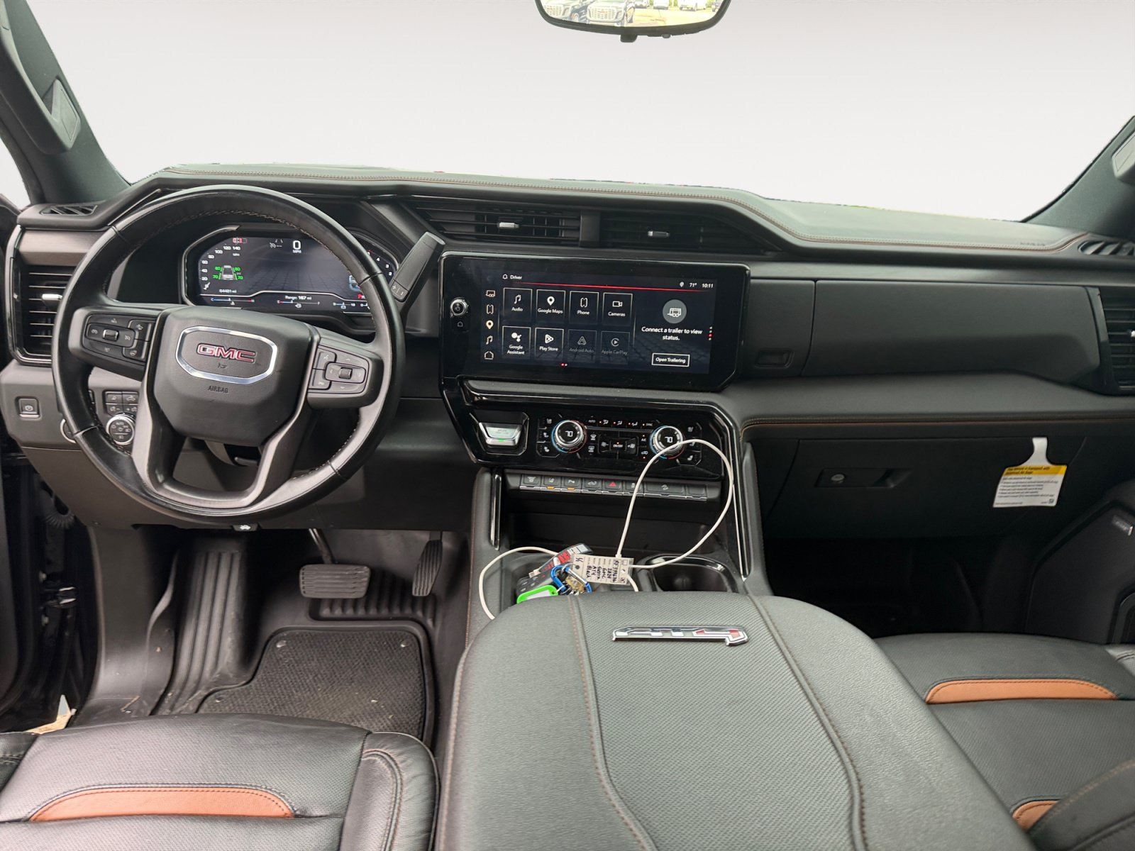 Used 2024 GMC Sierra 2500 AT4 w/ AT4 Premium Plus Package AWD/4WD image 10