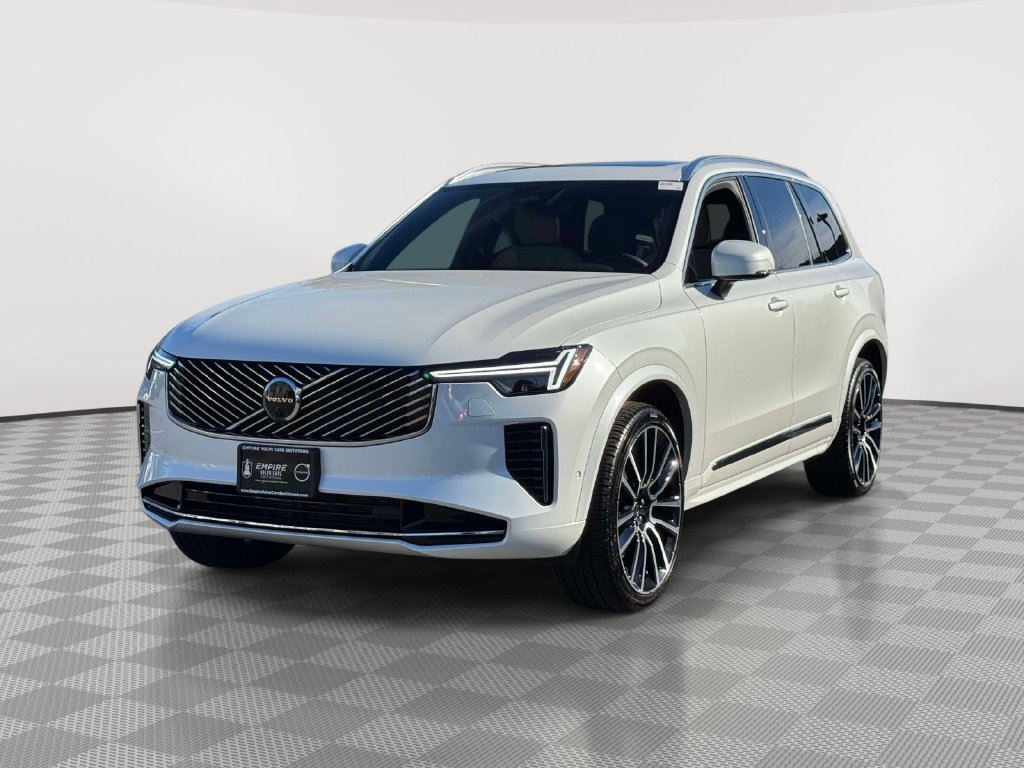 Used 2026 Volvo XC90 B6 Plus w/ Protection Package Premier AWD/4WD image 2
