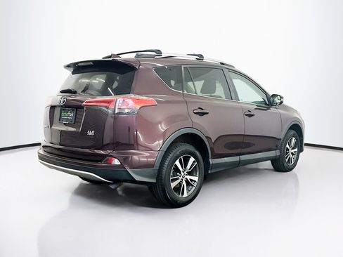 Used 2016 Toyota RAV4 XLE AWD/4WD image 9