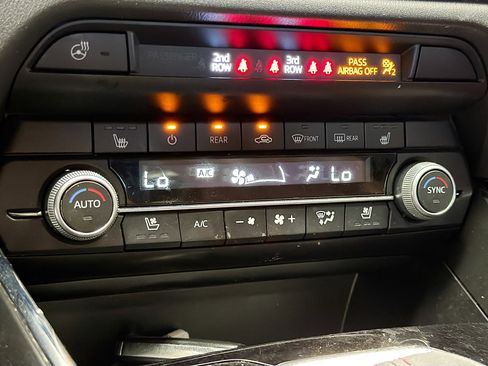 Used 2023 MAZDA CX-9 Carbon Edition image 10