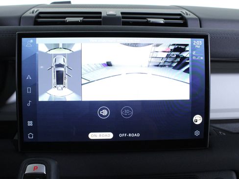 Used 2023 Land Rover Defender 130 S image 26