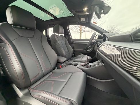 Certified 2025 Audi Q3 2.0T Premium Plus w/ Premium Plus Package image 39