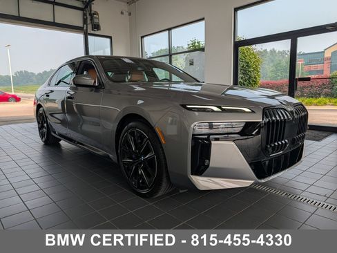 Certified 2024 BMW 740i xDrive AWD/4WD image 1