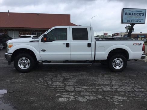 Used 2015 Ford F250 XLT w/ XLT Interior Package AWD/4WD image 2