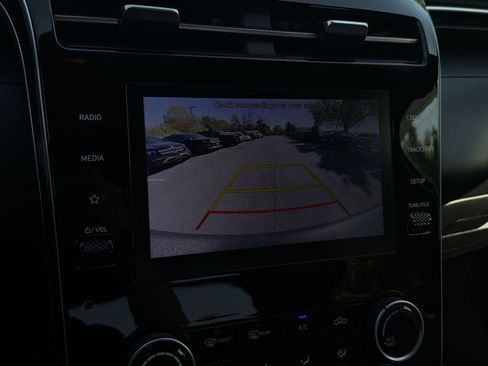 Certified 2022 Hyundai Santa Cruz SEL w/ Launch Package AWD/4WD image 18