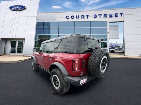 Certified 2025 Ford Bronco Badlands AWD/4WD image 5