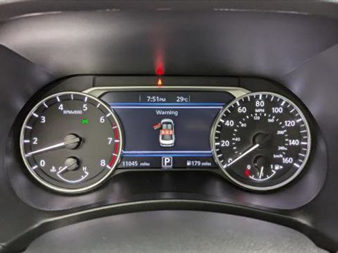 Used 2025 Nissan Sentra SV image 24