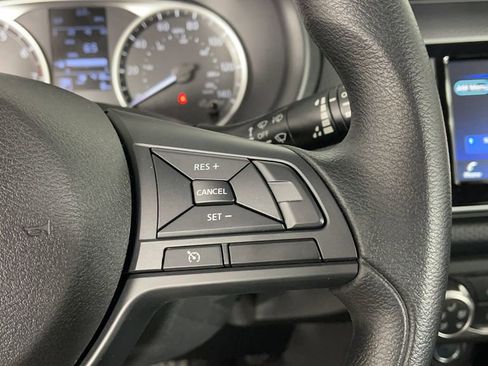 New 2025 Nissan Kicks Play S image 24