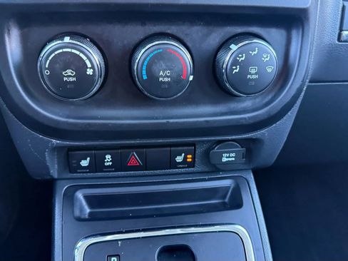 Used 2016 Jeep Patriot High Altitude image 21