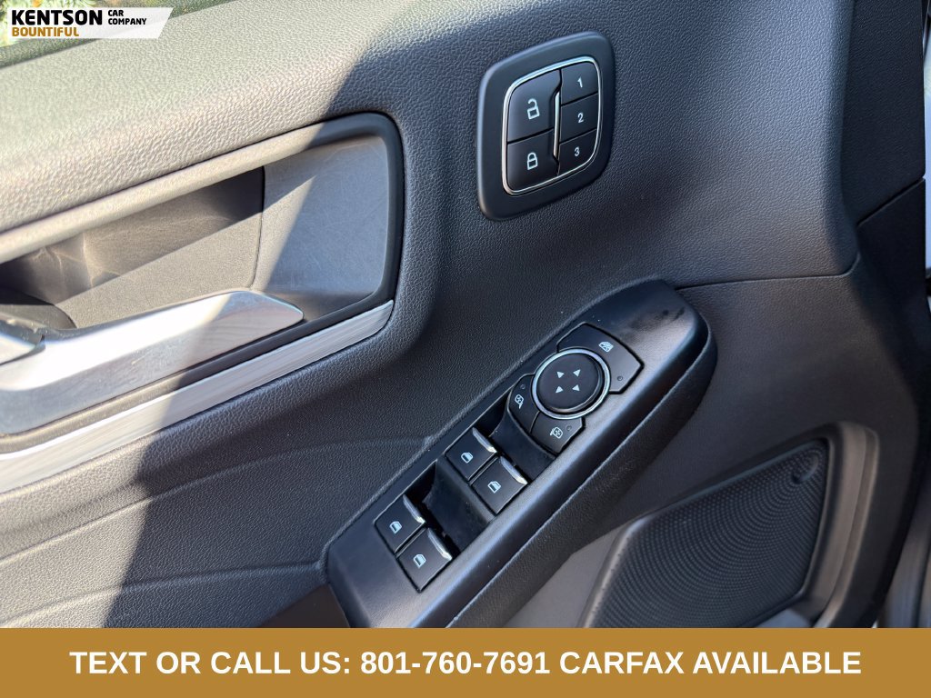 Used 2025 Ford Escape Platinum AWD/4WD image 20