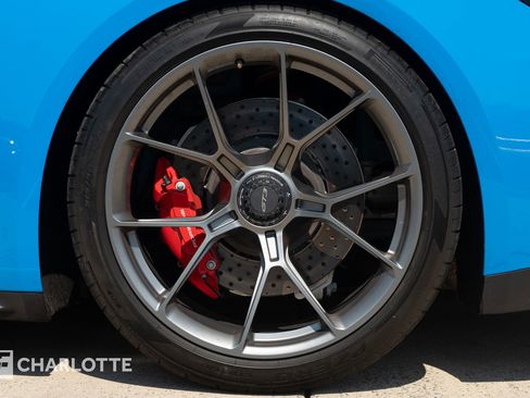 Used 2022 Porsche 911 GT3 image 11