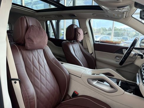 New 2026 Mercedes-Benz Maybach GLS 600 4MATIC image 19