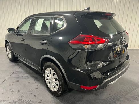 Used 2020 Nissan Rogue S image 16