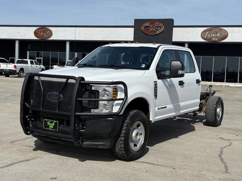 Used 2019 Ford F350 XL w/ Power Equipment Group image 1