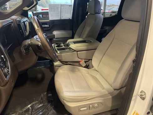 Used 2022 Chevrolet Silverado 1500 LT image 19