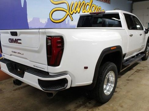 New 2026 GMC Sierra 3500 Denali w/ Technology Package AWD/4WD image 5