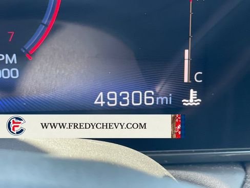 Used 2025 Chevrolet TrailBlazer LT AWD/4WD image 16