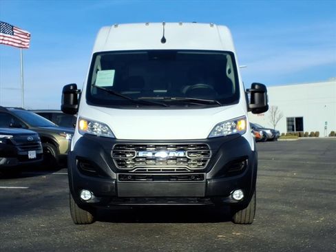 Used 2025 RAM ProMaster 2500 w/ Safety Group image 2